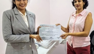 Dr. Stuti Khare Shukla completed her one year Fellowship in Cosmetic Dermatology, Demato-Surgery and Lasers with Dr. Rinky Kapoor, at The Esthetic Clinics, Mumbai, in November 2018
