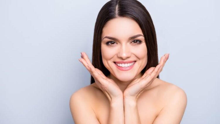 Trust these 5 benefits of peppercorn scrubs to give you glowing skin this Diwali